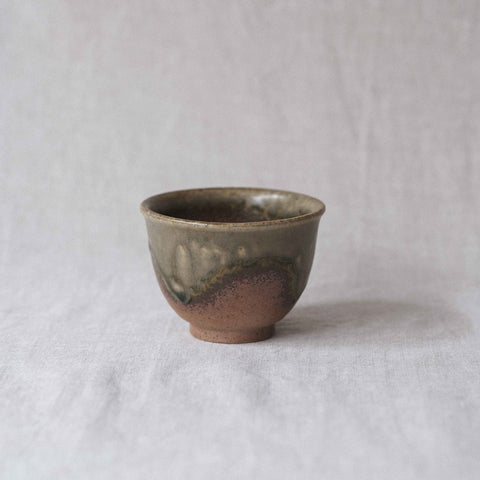 Handmade Japanese teacup. Made in Tokoname, Japan - Isshin 120 mL.