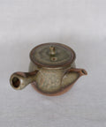 Handmade Japanese teapot. Made in Tokoname, Japan - Isshin 340 mL.