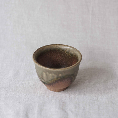 Handmade Japanese teacup. Made in Tokoname, Japan - Isshin 120 mL.